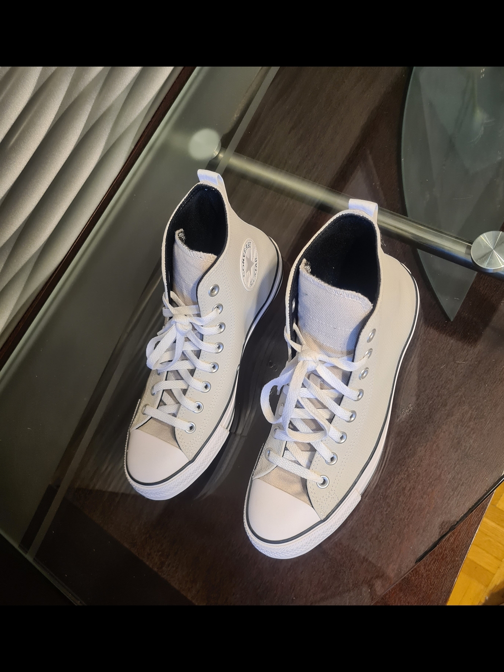 Classic High-Top Leather Converse - Light Grey